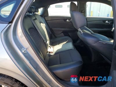 Zdjęcie 10 z 11 samochodu: 2023 KIA FORTE GT-LINE VIN:3KPF54AD3PE551349 - miniatura