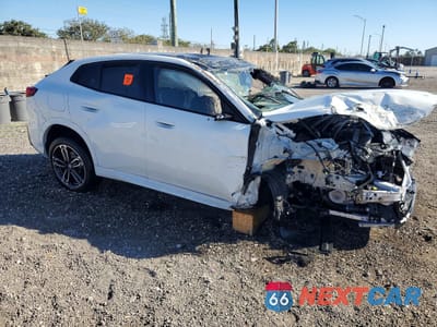 Czwarte zdjęcie samochodu z boku: 2026 B M W X SERIES X2 4D SUV 28I XDRIVE MSPORT VIN:WBX63GM00T5500951 - miniatura