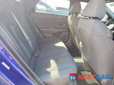Zdjęcie 10 z 12 samochodu: 2023 HYUNDAI ELANTRA SEL VIN:KMHLS4AG0PU558049 - miniatura