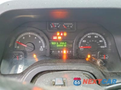 Zdjęcie 9 z 12 samochodu: 2014 FORD ECONOLINE E350 SUPER DUTY WAGON VIN:1FBNE3BL6EDA40703 - miniatura