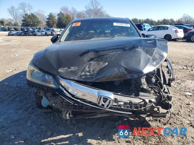 Piąte zdjęcie samochodu w środku: 2017 HONDA ACCORD LX VIN:1HGCR2F3XHA226733 - miniatura