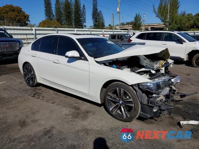 Czwarte zdjęcie samochodu z boku: 2018 BMW 330 I VIN:WBA8B9G55JNU96384 - miniatura