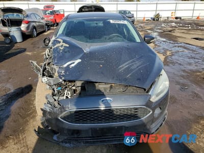 Piąte zdjęcie samochodu w środku: 2015 FORD FOCUS SE VIN:1FADP3F20FL263688 - miniatura