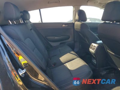 Zdjęcie 10 z 11 samochodu: 2017 KIA SPORTAGE LX VIN:KNDPM3AC2H7292928 - miniatura