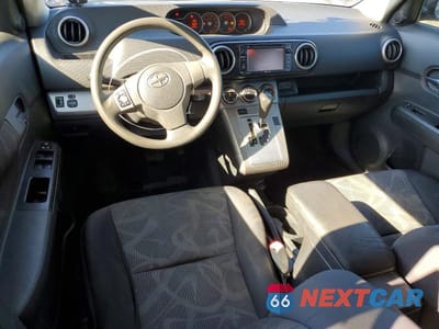 Zdjęcie 8 z 12 samochodu: 2015 SCION XB BASE VIN:JTLZE4FE0FJ066719 - miniatura