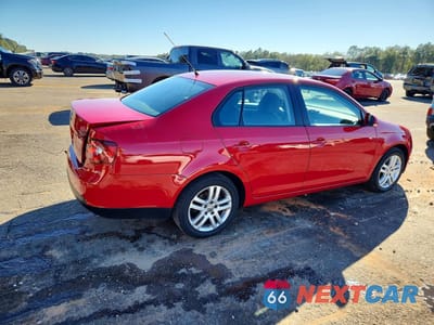 Trzecie zdjęcie samochodu z tyłu: 2010 VOLKSWAGEN JETTA LIMITED VIN:3VWAX7AJXAM145686 - miniatura