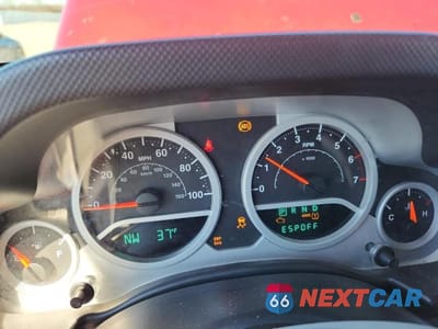 Zdjęcie 9 z 12 samochodu: 2010 JEEP WRANGLER SPORT VIN:1J4AA2D1XAL139272 - miniatura