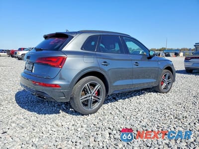 Trzecie zdjęcie samochodu z tyłu: 2024 AUDI Q5 E PRESTIGE 55 VIN:WA1F2AFY5R2042666 - miniatura