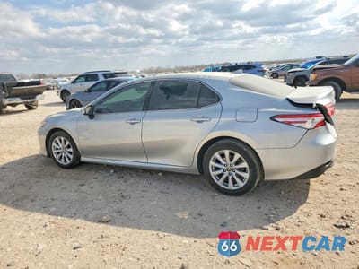 Drugie zdjęcie samochodu z przodu: 2020 TOYOTA CAMRY LE VIN:4T1C11AK2LU985524 - miniatura