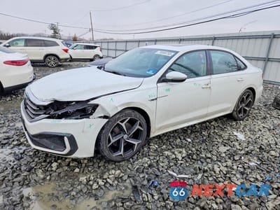 2020 VOLKSWAGEN PASSAT R-LINE 1VWMA7A3XLC027271 - główne zdjęcie licytacji z USA - miniatura