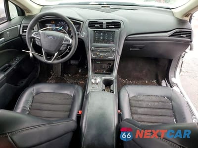 Zdjęcie 8 z 13 samochodu: 2018 FORD FUSION SE VIN:3FA6P0HD0JR238645 - miniatura