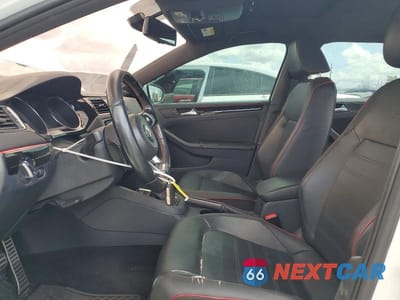 Zdjęcie 7 z 11 samochodu: 2015 VOLKSWAGEN JETTA GLI VIN:3VW4T7AJ6FM303828 - miniatura