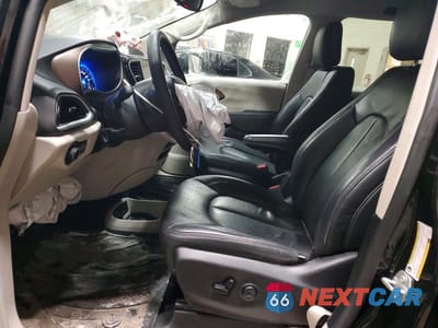Zdjęcie 7 z 13 samochodu: 2024 CHRYSLER GRAND CARAVAN SXT VIN:2C4RC1ZG1RR168155 - miniatura