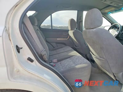Zdjęcie 11 z 13 samochodu: 2006 KIA SORENTO VIN:KNDJD733265619184 - miniatura