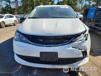 Piąte zdjęcie samochodu w środku: 2020 CHRYSLER VOYAGER LXI VIN:2C4RC1DG2LR172570 - miniatura