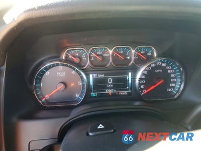 Zdjęcie 9 z 13 samochodu: 2019 CHEVROLET SUBURBAN K1500 LT VIN:1GNSKHKC2KR394535 - miniatura