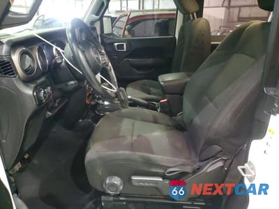 Zdjęcie 7 z 14 samochodu: 2020 JEEP WRANGLER SPORT VIN:1C4GJXAN0LW136080 - miniatura