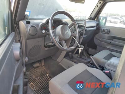 Zdjęcie 8 z 12 samochodu: 2008 JEEP WRANGLER X VIN:1J4FA241X8L516781 - miniatura