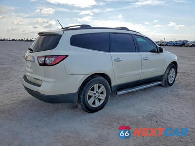 Trzecie zdjęcie samochodu z tyłu: 2014 CHEVROLET TRAVERSE LT VIN:1GNKRHKD0EJ331733 - miniatura
