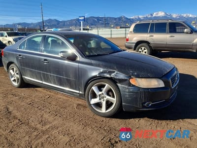 Czwarte zdjęcie samochodu z boku: 2010 VOLVO S80 VIN:YV1992AH5A1122663 - miniatura