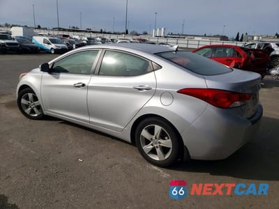 Drugie zdjęcie samochodu z przodu: 2013 HYUNDAI ELANTRA GLS VIN:KMHDH4AE0DU583899 - miniatura