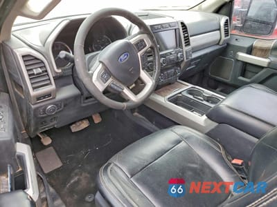 Zdjęcie 8 z 12 samochodu: 2019 FORD F350 SUPER DUTY VIN:1FT8W3BT3KEE52637 - miniatura