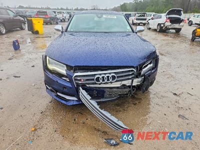 Piąte zdjęcie samochodu w środku: 2013 AUDI S7 PRESTIGE VIN:WAU32AFC1DN124413 - miniatura