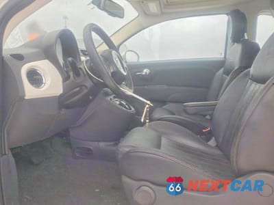 Zdjęcie 7 z 12 samochodu: 2012 FIAT 500 LOUNGE VIN:3C3CFFCRXCT195092 - miniatura