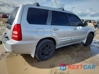 Trzecie zdjęcie samochodu z tyłu: 2004 SUBARU FORESTER 2.5XT VIN:JF1SG69694H704788 - miniatura