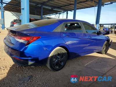 Trzecie zdjęcie samochodu z tyłu: 2023 HYUNDAI ELANTRA SEL VIN:KMHLM4AG8PU585414 - miniatura