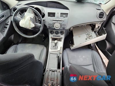 Zdjęcie 8 z 12 samochodu: 2010 MAZDA 3 S VIN:JM1BL1H57A1333460 - miniatura