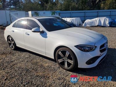 Czwarte zdjęcie samochodu z boku: 2022 MERCEDES-BENZ C 300 VIN:W1KAF4GB2NR011589 - miniatura
