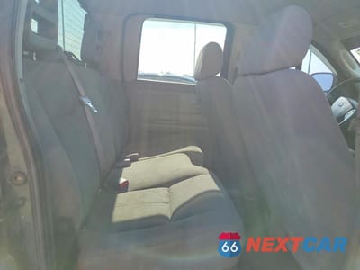 Zdjęcie 10 z 12 samochodu: 2006 DODGE DAKOTA QUAD SLT VIN:1D7HW48N36S524142 - miniatura