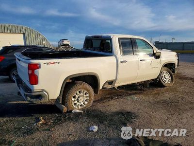 Trzecie zdjęcie samochodu z tyłu: 2022 CHEVROLET SILVERADO K2500 HEAVY DUTY LTZ VIN:1GC2YPEY1NF325477 - miniatura
