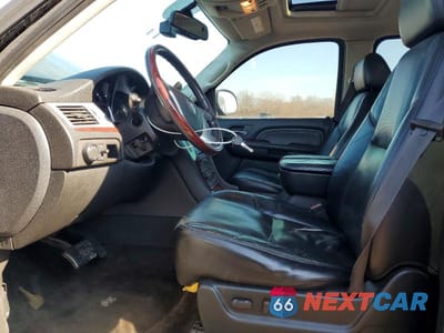 Zdjęcie 7 z 12 samochodu: 2008 CADILLAC ESCALADE ESV VIN:1GYFK66868R113702 - miniatura