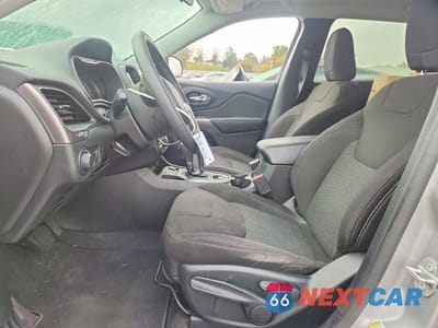 Zdjęcie 7 z 11 samochodu: 2020 JEEP CHEROKEE LATITUDE VIN:1C4PJLCB3LD600874 - miniatura