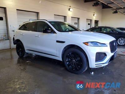 Czwarte zdjęcie samochodu z boku: 2024 JAGUAR F-PACE R-DYNAMIC S VIN:SADCT2EX4RA720046 - miniatura