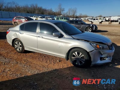 Czwarte zdjęcie samochodu z boku: 2013 HONDA ACCORD LX VIN:1HGCR2F35DA038941 - miniatura