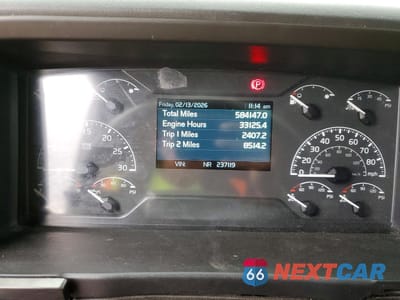 Zdjęcie 8 z 10 samochodu: 2020 VOLVO VNL SEMI TRUCK VIN:4V4NC9EH8LN237119 - miniatura