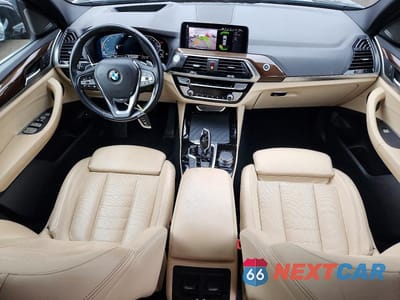 Zdjęcie 8 z 12 samochodu: 2021 BMW X3 XDRIVE30E VIN:5UXTS1C04M9D71416 - miniatura