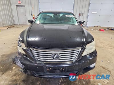 Piąte zdjęcie samochodu w środku: 2011 LEXUS LS VIN:JTHCL5EF8B5009029 - miniatura
