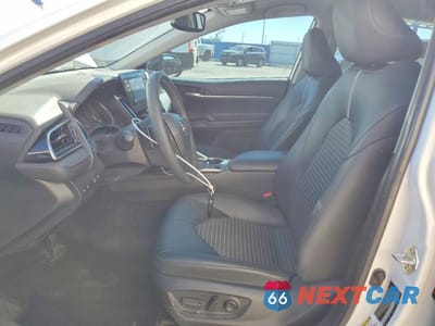 Zdjęcie 7 z 11 samochodu: 2023 TOYOTA CAMRY HYBRID SE NIGHTSHADE VIN:4T1T31AK9PU048105 - miniatura