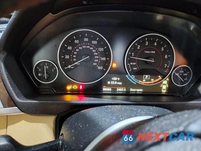 Zdjęcie 9 z 12 samochodu: 2016 BMW 328 XI SULEV VIN:WBA8E3G5XGNU05462 - miniatura