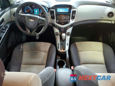 Zdjęcie 8 z 12 samochodu: 2015 CHEVROLET CRUZE LS VIN:1G1PA5SH5F7169774 - miniatura