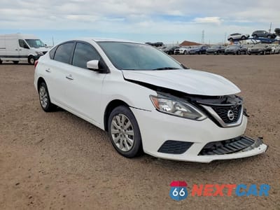 Czwarte zdjęcie samochodu z boku: 2017 NISSAN SENTRA S VIN:3N1AB7AP5HY401566 - miniatura