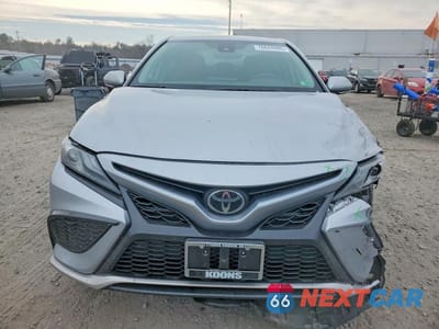 Piąte zdjęcie samochodu w środku: 2024 TOYOTA CAMRY XSE VIN:4T1K61AK2RU851912 - miniatura