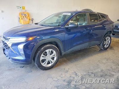2024 CHEVROLET TRAX LS KL77LFE22RC213205 - główne zdjęcie licytacji z USA - miniatura