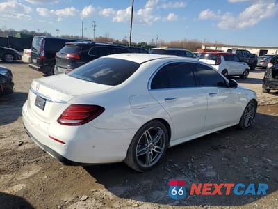 Trzecie zdjęcie samochodu z tyłu: 2019 MERCEDES-BENZ E 300 VIN:WDDZF4JBXKA600458 - miniatura