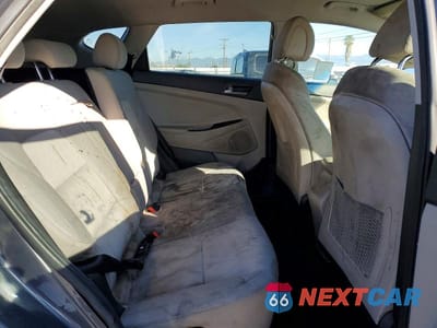 Zdjęcie 11 z 12 samochodu: 2018 HYUNDAI TUCSON SEL VIN:KM8J3CA4XJU616468 - miniatura