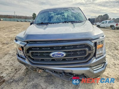 Piąte zdjęcie samochodu w środku: 2023 FORD F150 SUPERCREW VIN:1FTFW1E81PKD03557 - miniatura